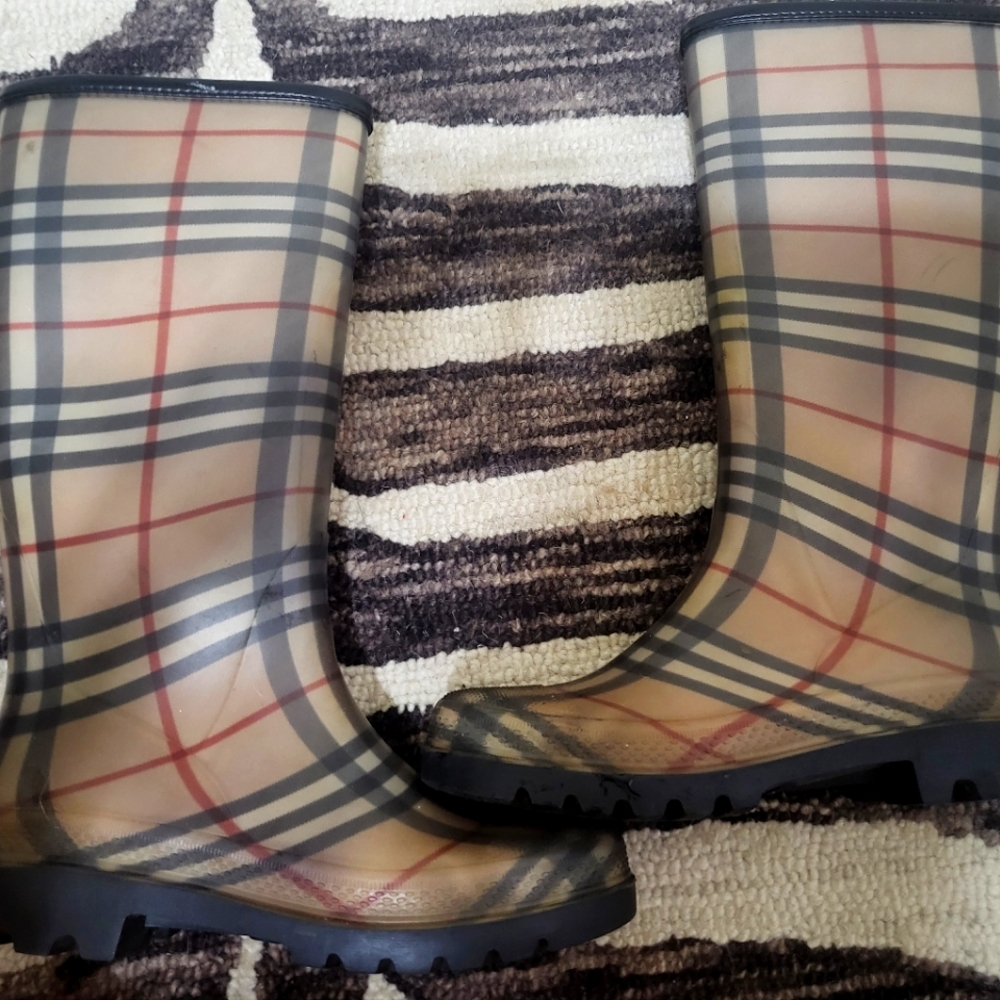 Burberry Rainboots
